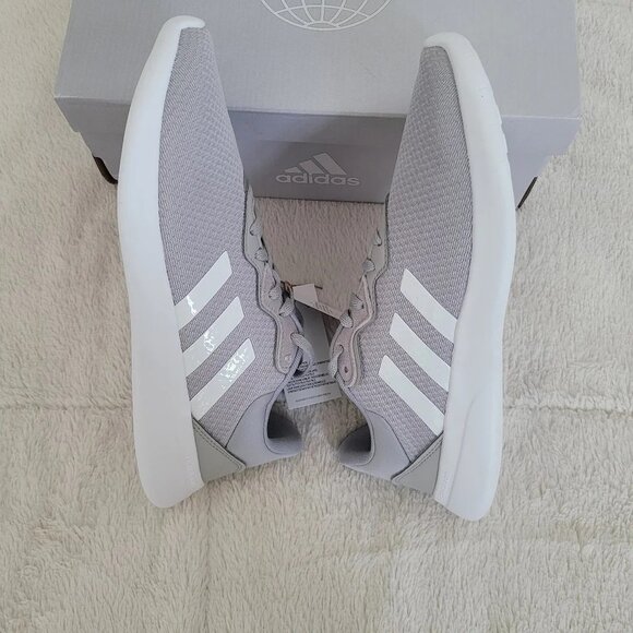 adidas QT Racer 3.0 Womens Running Shoes - Picture 3 of 4